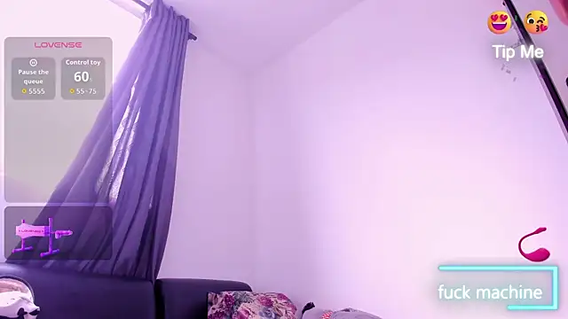 Snapshot of CuteEbony1 chatting on 09/16/25, 04:30 CuteEbony1 online show from 09/16/25, 04:30