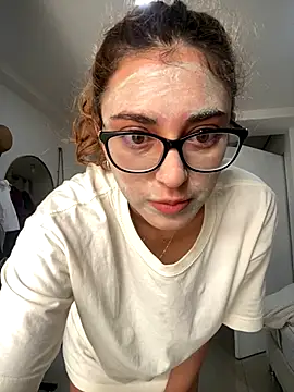 Snapshot of missrubijasper chatting on 11/21/25, 05:45 missrubijasper online show from 11/21/25, 05:45