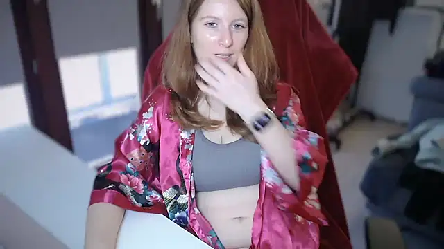 Snapshot of Exotic-Desire chatting on 01/08/26, 08:31 Exotic-Desire online show from 01/08/26, 08:31