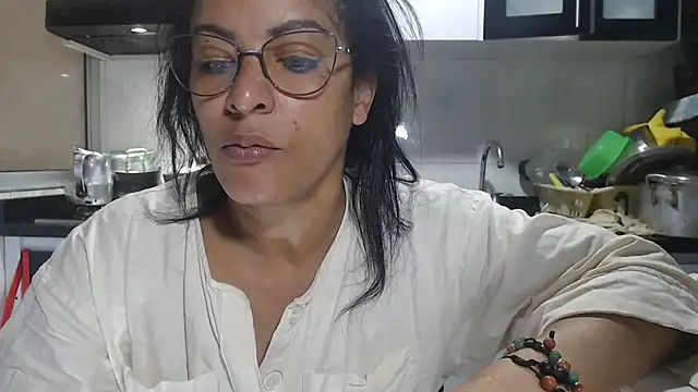 kateleyagrey online show from 09/10/25, 01:10
