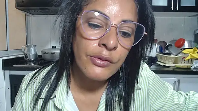 kateleyagrey online show from 04/04/26, 07:09