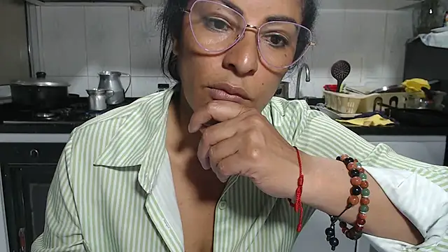 kateleyagrey online show from 03/05/26, 11:43