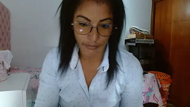 kateleyagrey online show from 03/20/25, 12:22