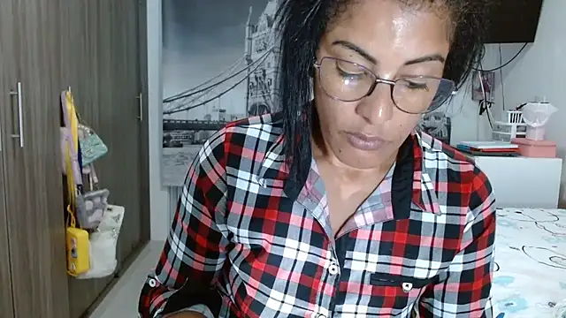 kateleyagrey online show from 02/04/25, 02:07