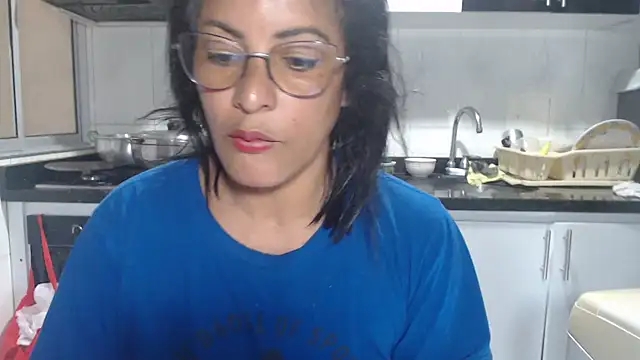 kateleyagrey online show from 10/18/25, 08:33