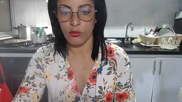 kateleyagrey online show from 11/21/25, 08:30