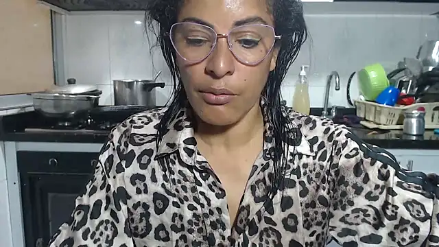 kateleyagrey online show from 05/25/26, 07:12