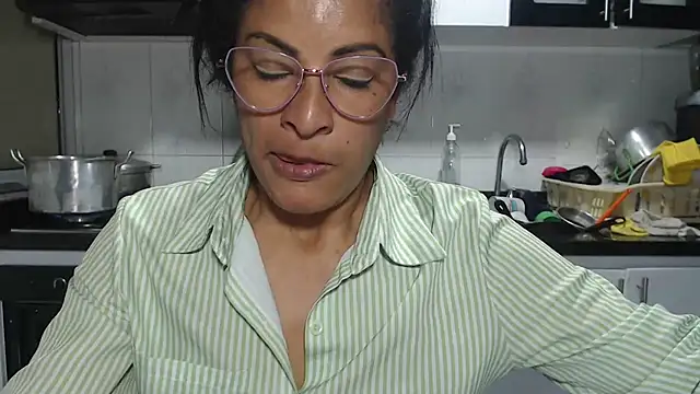 kateleyagrey online show from 03/18/26, 11:48