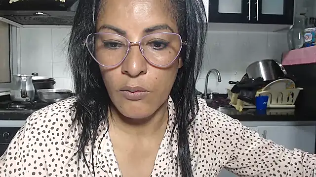 kateleyagrey online show from 06/03/26, 10:03