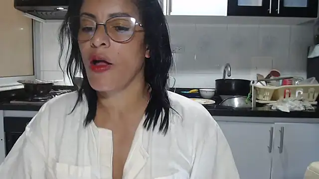 kateleyagrey online show from 11/29/25, 08:09