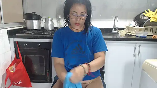 kateleyagrey online show from 09/25/25, 12:33