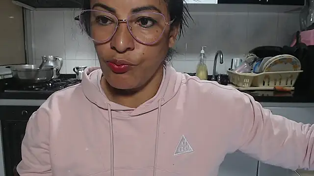 kateleyagrey online show from 05/07/26, 08:34