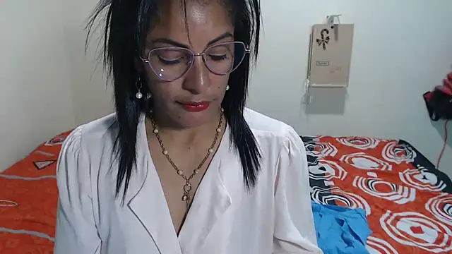 kateleyagrey online show from 05/09/26, 06:22