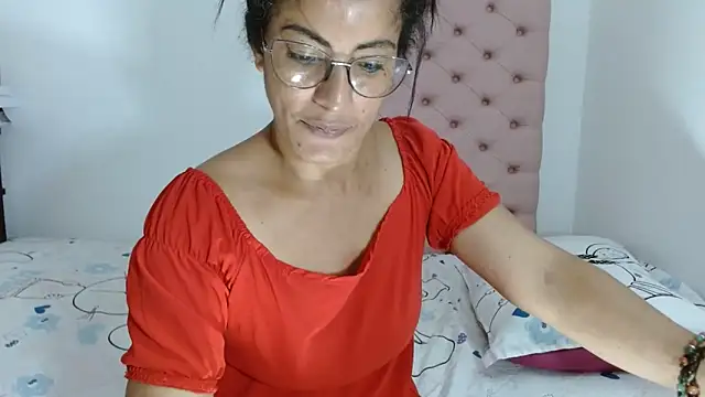 kateleyagrey online show from 03/06/25, 11:42