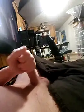 whitestroker online show from 12/14/25, 06:02