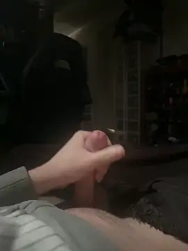 whitestroker online show from 12/04/25, 06:40