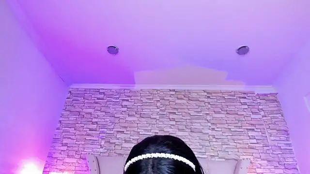 Snapshot of Lucia-sex chatting on 02/11/26, 08:09 Lucia-sex online show from 02/11/26, 08:09