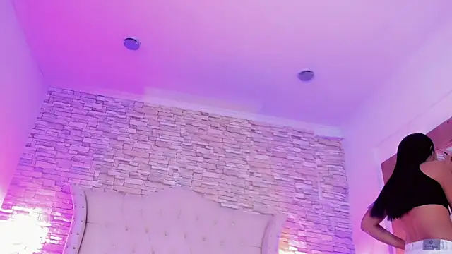 Lucia-sex online show from 03/19/26, 07:47