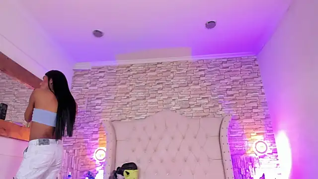 Lucia-sex online show from 01/07/26, 06:02