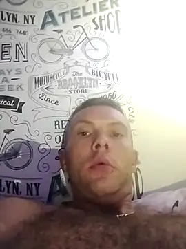 liderek83 online show from 10/14/25, 11:04