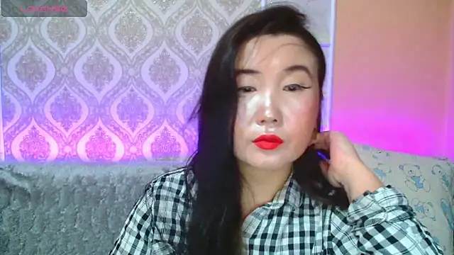 Snapshot of Bet_Lu chatting on 03/20/25, 10:29 Bet Lu online show from 03/20/25, 10:29