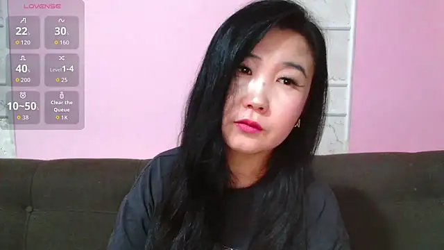 Snapshot of Bet_Lu chatting on 10/12/25, 04:14 Bet Lu online show from 10/12/25, 04:14