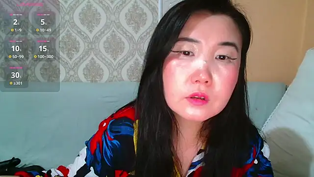 Snapshot of Bet_Lu chatting on 02/20/25, 11:32 Bet Lu online show from 02/20/25, 11:32