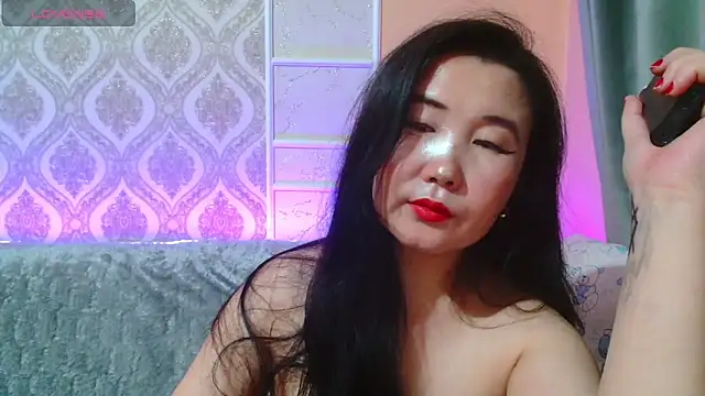 Snapshot of Bet_Lu chatting on 03/21/25, 01:34 Bet Lu online show from 03/21/25, 01:34