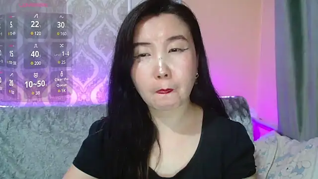 Snapshot of Bet_Lu chatting on 03/18/25, 06:28 Bet Lu online show from 03/18/25, 06:28