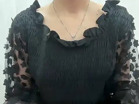 Minal 07 online show from 10/24/25, 04:39