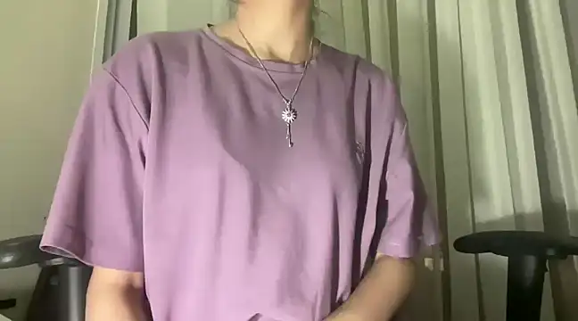 Minal 07 online show from 12/18/24, 05:31