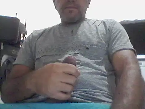Snapshot of marronzinho23c chatting on 01/21/25, 06:34 marronzinho23c online show from 01/21/25, 06:34
