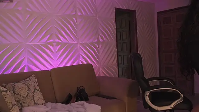 RoseFerrera online show from 09/23/25, 07:54