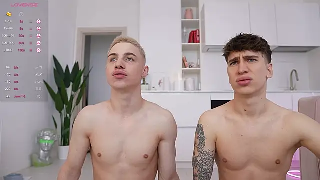 Evan  White  online show from 02/12/25, 07:34