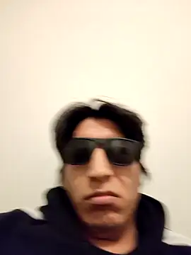 Snapshot of PepeCharlie27 chatting on 02/13/26, 10:32 PepeCharlie27 online show from 02/13/26, 10:32