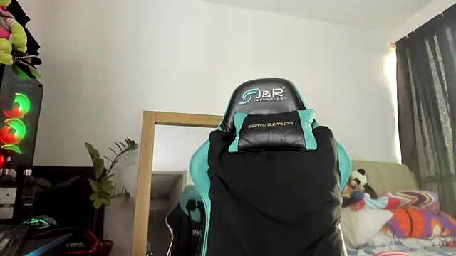 Hot Brunette34 online show from 03/17/25, 08:51