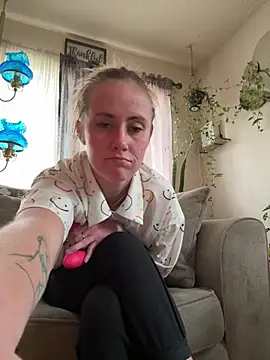 ClumsyLink online show from 11/29/25, 09:04