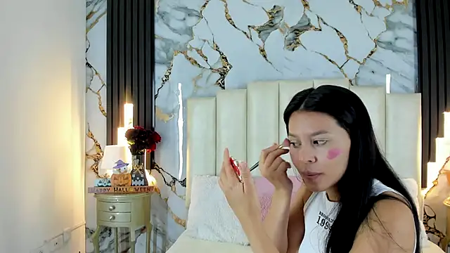 lulumars online show from 10/22/25, 05:18