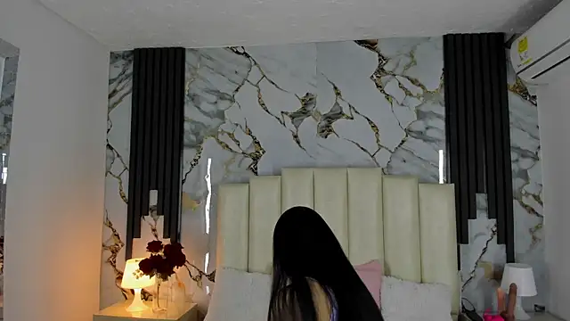 lulumars online show from 02/18/25, 04:04