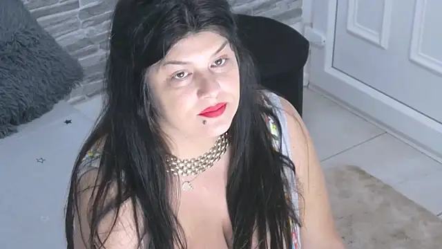 TinaMaay online show from 05/11/26, 11:11