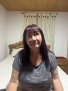 Snapshot of Savvanahh chatting on 06/16/26, 11:32 Savvanahh online show from 06/16/26, 11:32