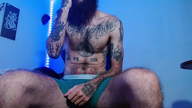 Snapshot of Tatted21xxx chatting on 03/31/26, 04:09 Tatted21xxx online show from 03/31/26, 04:09