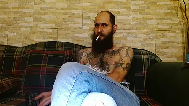 Snapshot of Tatted21xxx chatting on 03/21/25, 04:28 Tatted21xxx online show from 03/21/25, 04:28
