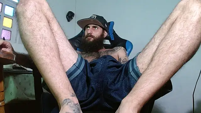 Snapshot of Tatted21xxx chatting on 04/03/26, 08:37 Tatted21xxx online show from 04/03/26, 08:37