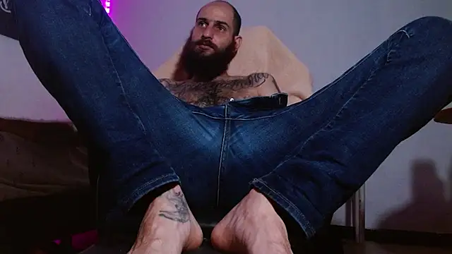 Snapshot of Tatted21xxx chatting on 04/22/26, 06:14 Tatted21xxx online show from 04/22/26, 06:14