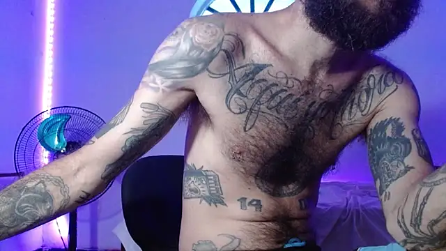 Snapshot of Tatted21xxx chatting on 10/09/25, 06:08 Tatted21xxx online show from 10/09/25, 06:08