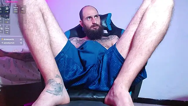 Snapshot of Tatted21xxx chatting on 04/24/26, 02:52 Tatted21xxx online show from 04/24/26, 02:52