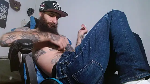 Snapshot of Tatted21xxx chatting on 03/12/26, 07:07 Tatted21xxx online show from 03/12/26, 07:07