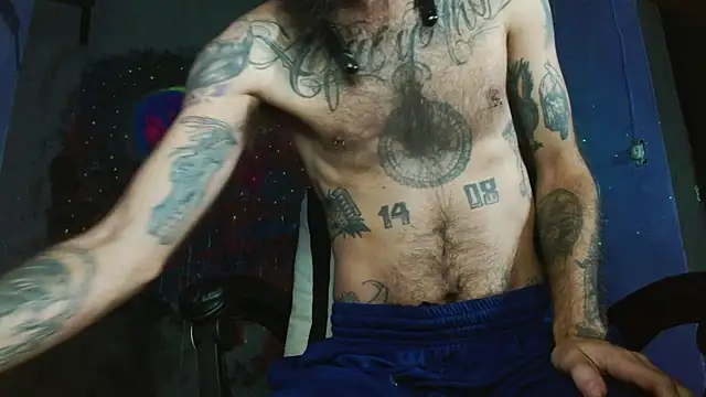 Snapshot of Tatted21xxx chatting on 02/14/25, 12:30 Tatted21xxx online show from 02/14/25, 12:30
