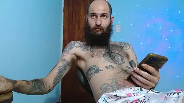 Snapshot of Tatted21xxx chatting on 03/04/25, 02:42 Tatted21xxx online show from 03/04/25, 02:42